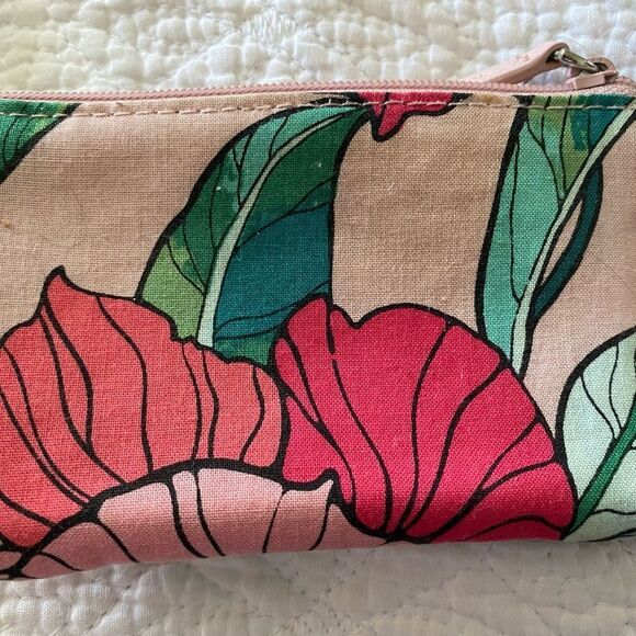 3 left BAGS BUDDA, VICTORIA, VERA all loved. Great price - Picture 7 of 9